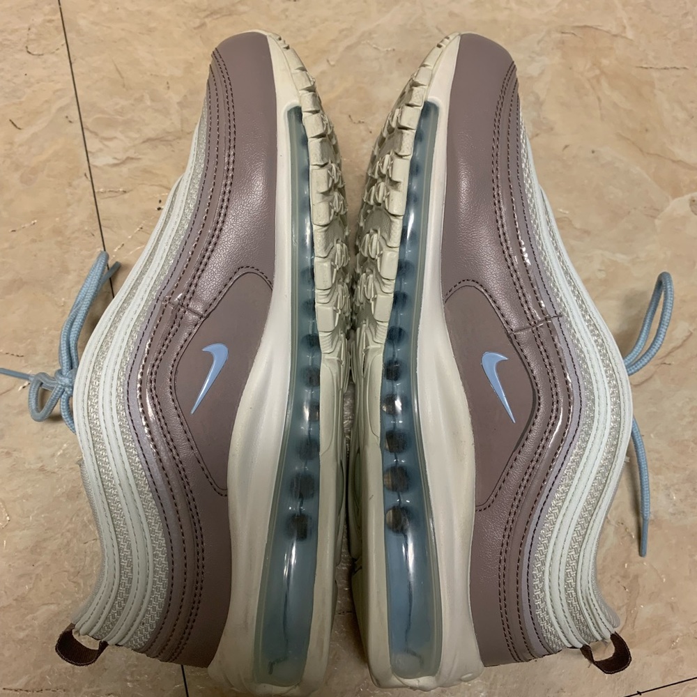 Nike AirMax 97s - Picture 8 of 9